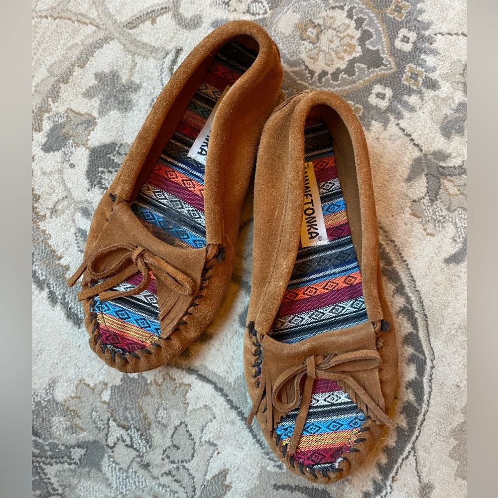 Minnetonka El Paso Kilty Brown Leather Moccasins